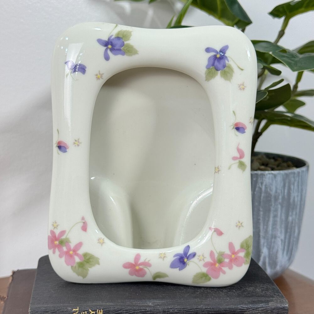 Vintage Small Picture Frame White With Pink Flowers Japan Fred Roberts Pocket